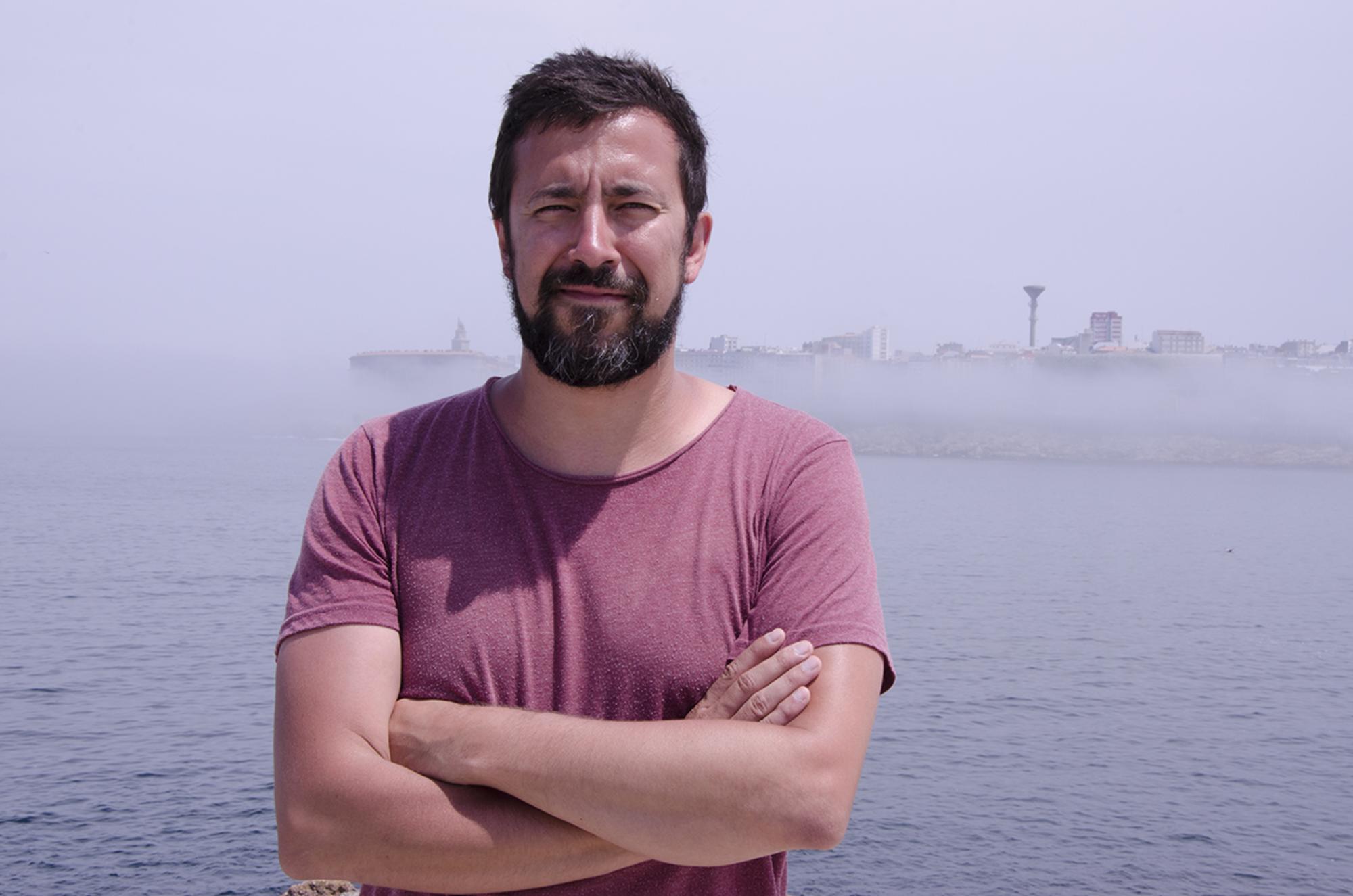 O voceiro de En Marea no Congreso semanas antes do Plenario da formación